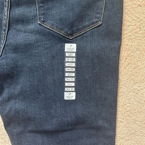 Denver Hayes Hi-Rise Barely Boot Jeans (14 x 30) - Picture 8 of 8